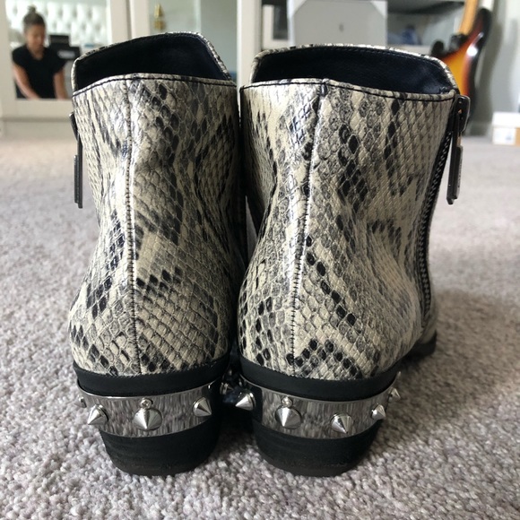 Sam Edelman Circus python print booties sz 7.5 - Picture 5 of 7